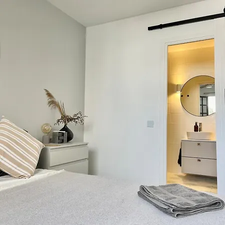 Casa Alpha - Modern 3 Bed 2 Bath Apartment Vera
