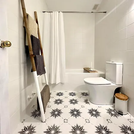 Casa Alpha - Modern 3 Bed 2 Bath *