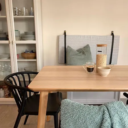 Casa Alpha - Modern 3 Bed 2 Bath Διαμέρισμα