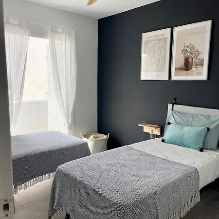 Casa Alpha - Modern 3 Bed 2 Bath Vera